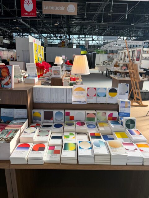 Rendez-vous dès aujourd'hui au Salon du livre de Genève, sur le stand des Éditions Noir sur Blanc (D41)!

 #salondulivregeneve 
@editionsnoirsurblanc 
@salondulivregeneve